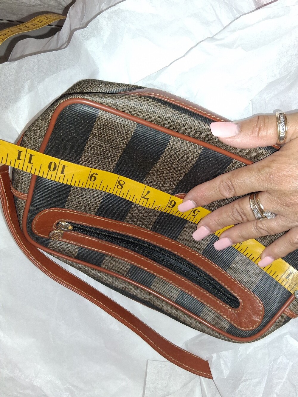 Fendi authentic crossbody. - Picture 9 of 10